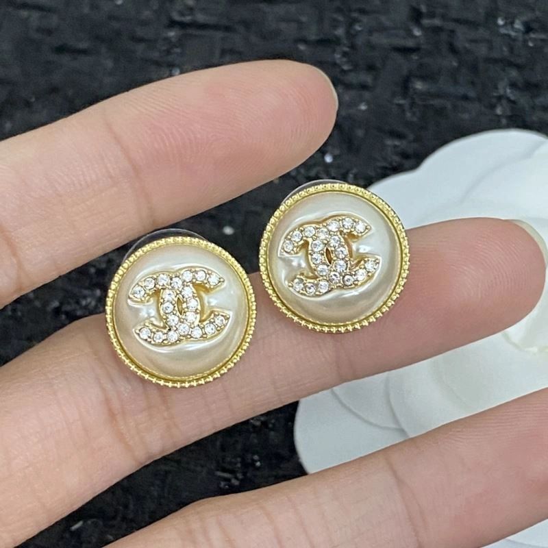 Chanel Earrings SmoothTexture 231693