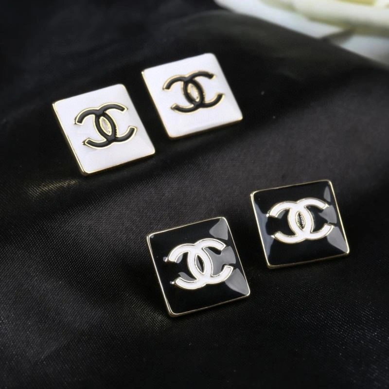 Chanel Earrings Affordable 231726
