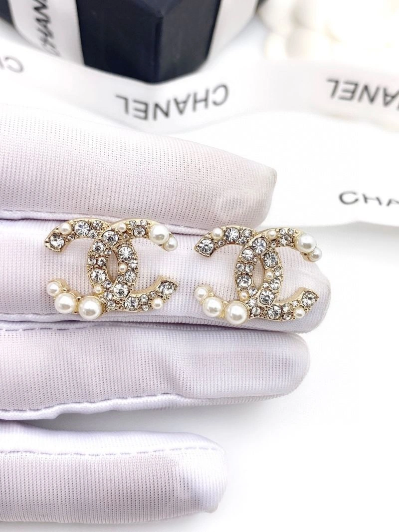 Affordable Chanel Earrings 231656
