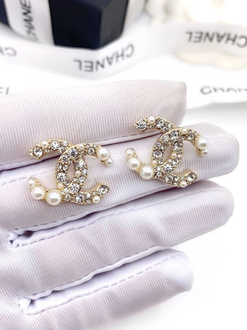 Affordable Chanel Earrings 231656