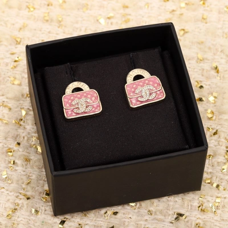 Lightweight Chanel Earrings 231660