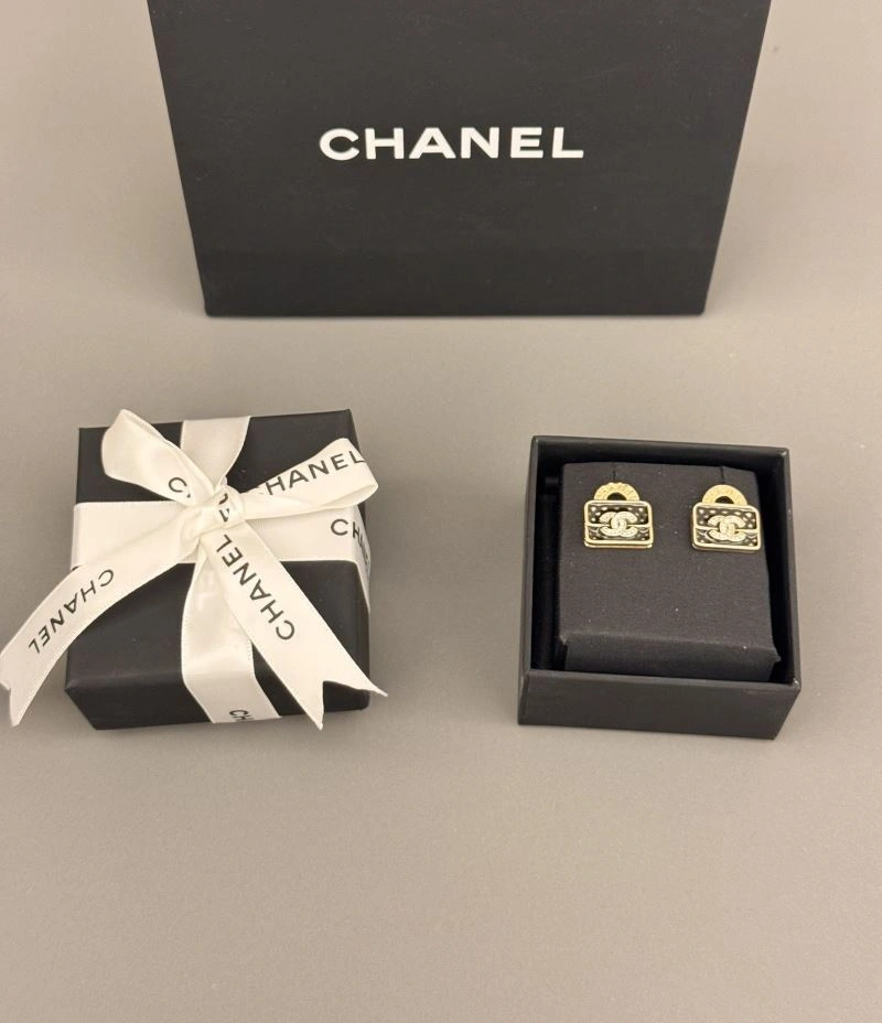 Chanel Earrings SunProtective 231723