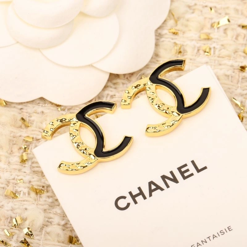 Chanel Earrings Stylish 231633