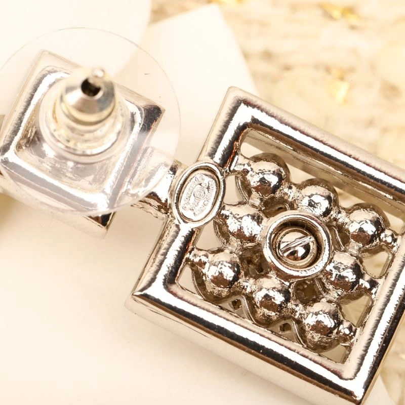 Effortless Chanel Earrings 231655