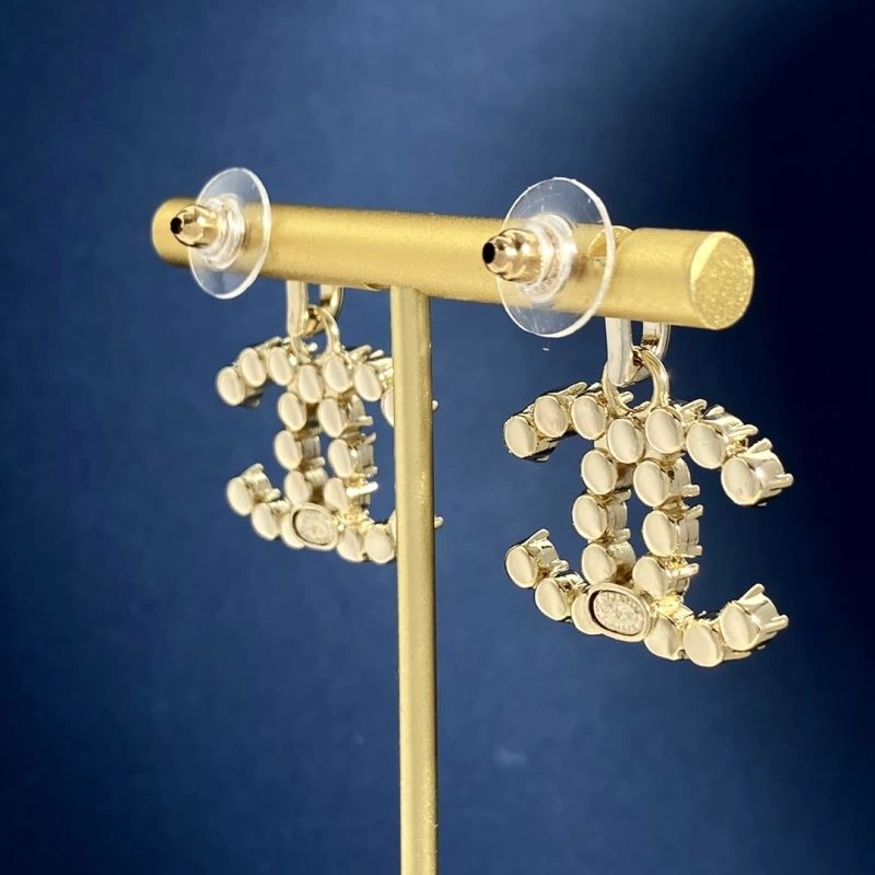 Chanel Earrings Lightweight 231749