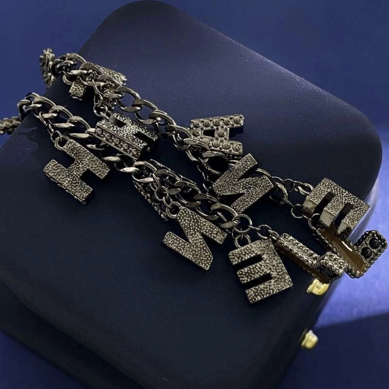 Chanel Earrings Unique 231677