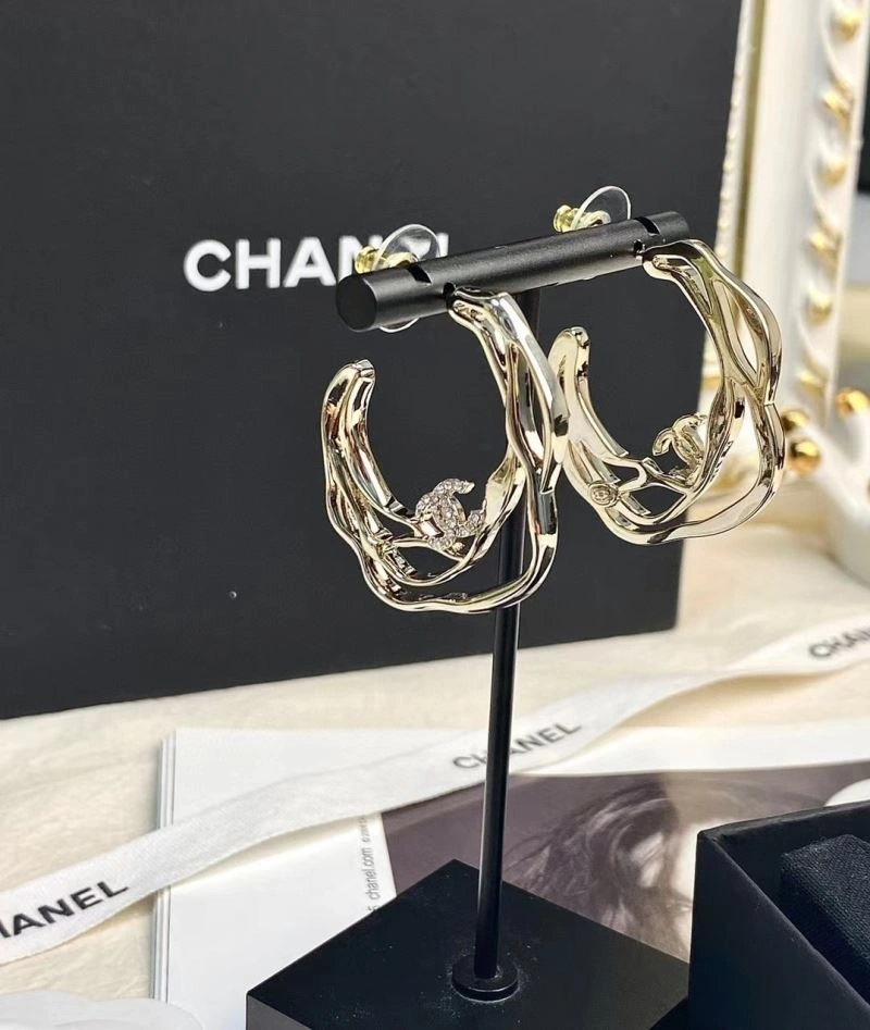 Chanel Earrings MoistureWicking 231676