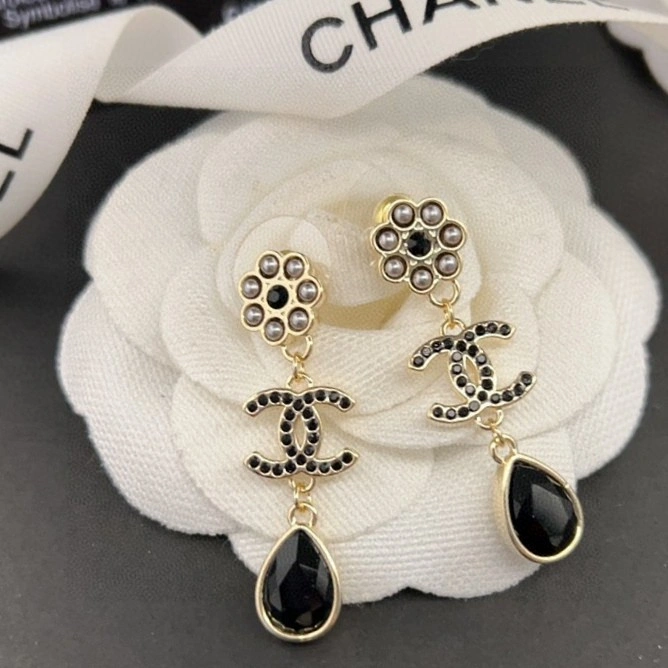 Packable Chanel Earrings 231626
