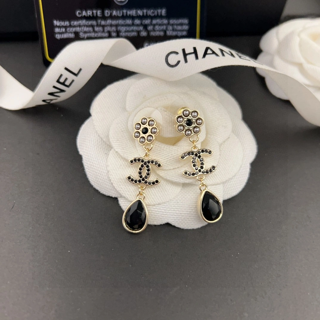 Packable Chanel Earrings 231626