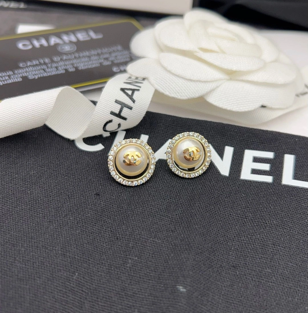Seasonal Chanel Earrings 231641