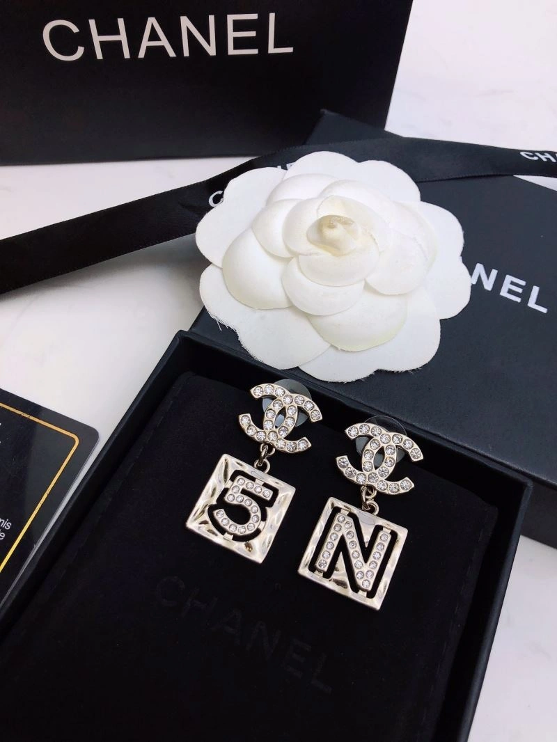 Chanel Earrings Unique 231640