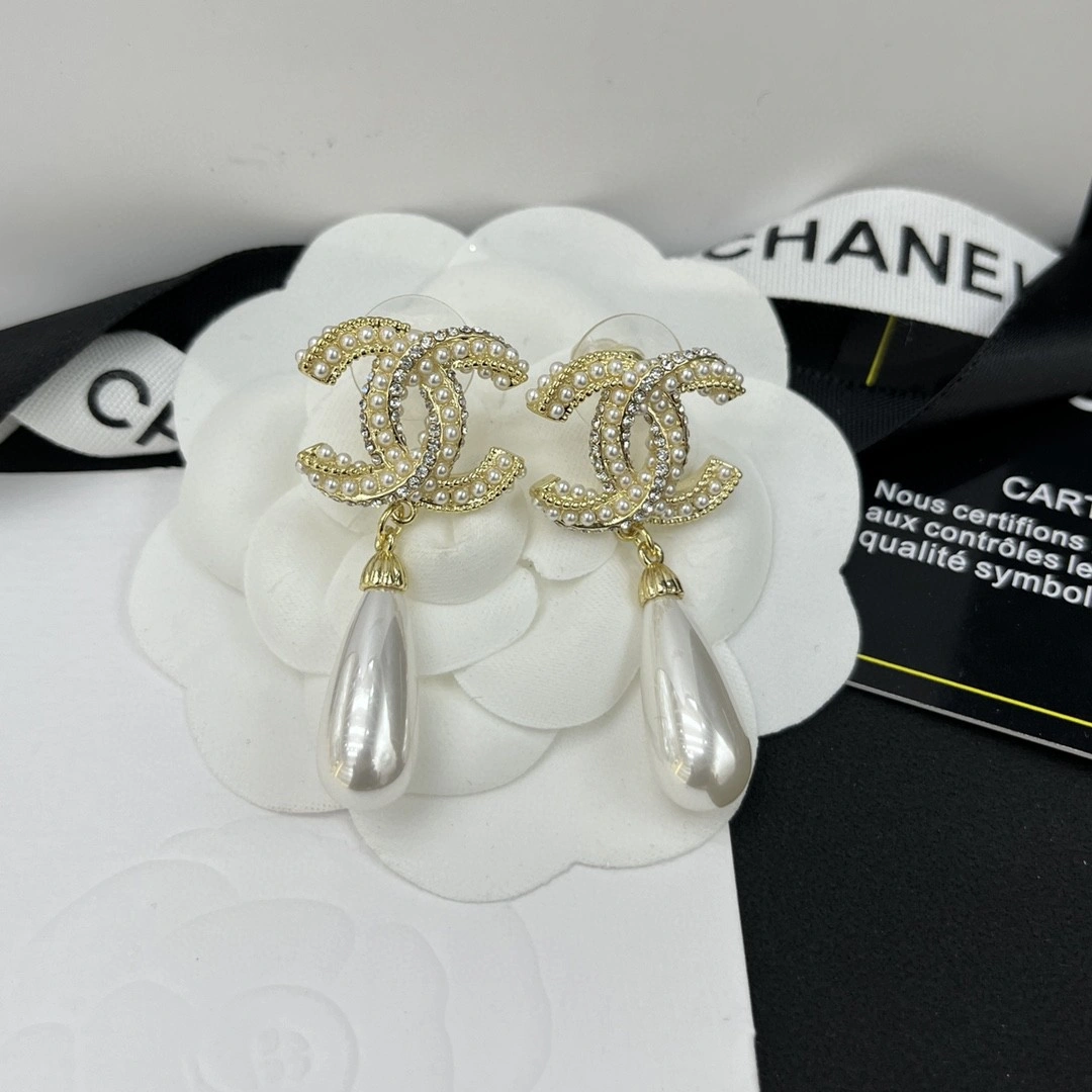 Chanel Earrings HighQuality 231617