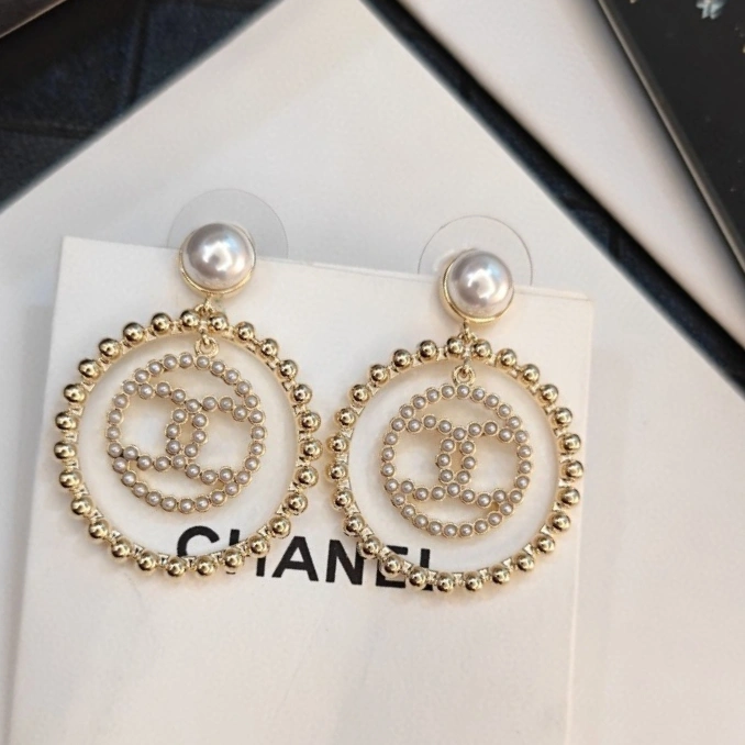 UrbanStyle Chanel Earrings 231619