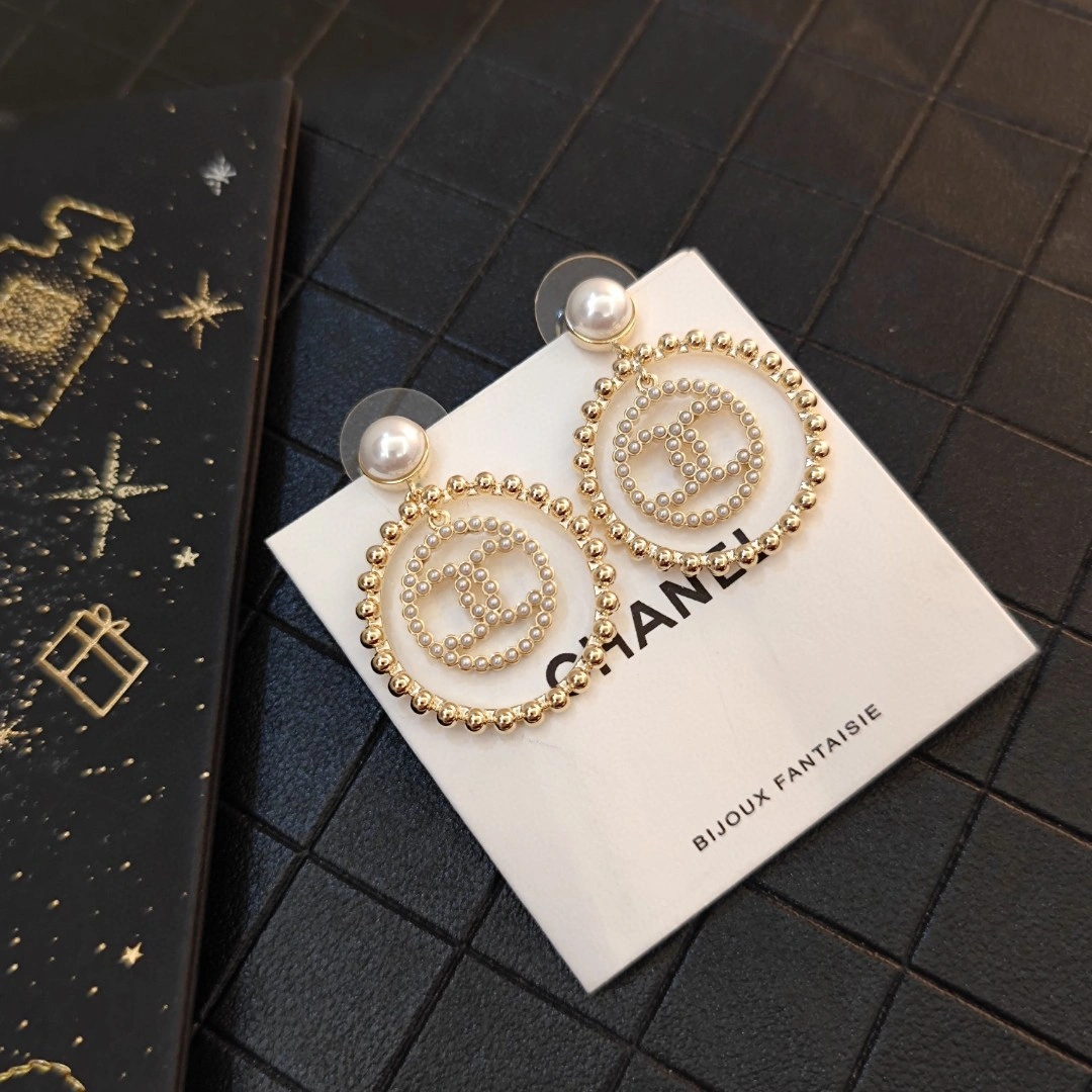 UrbanStyle Chanel Earrings 231619