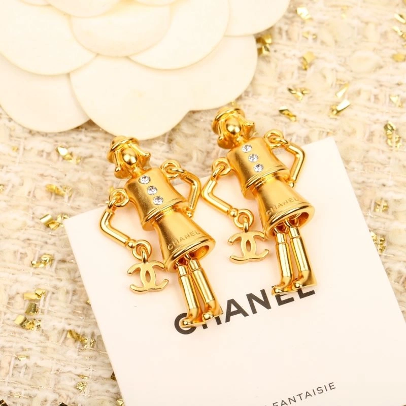 Lightweight Chanel Earrings 231618