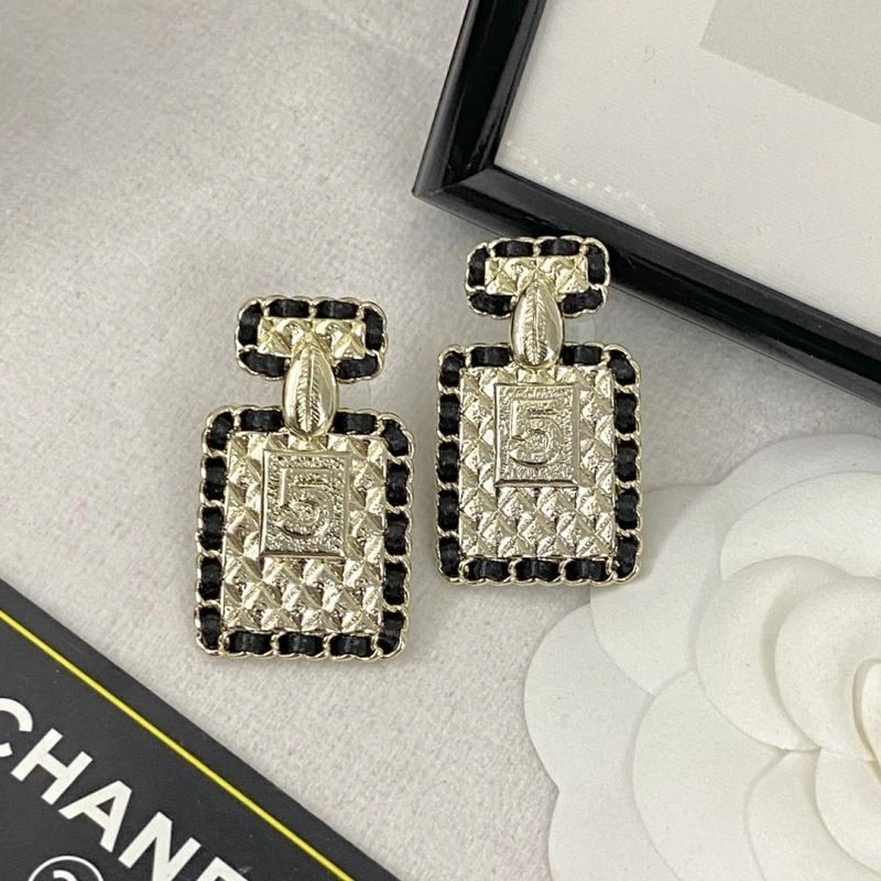 SmartChoice Chanel Earrings 231625