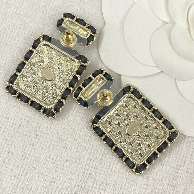 SmartChoice Chanel Earrings 231625