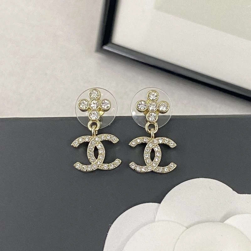 Unisex Chanel Earrings 231624