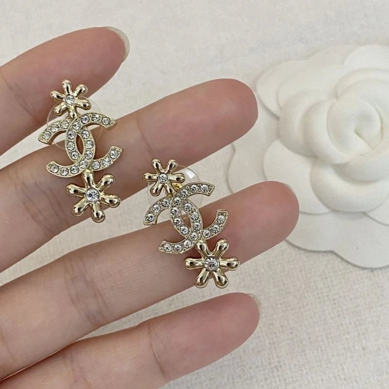 Chanel Earrings MultiPurpose 231610