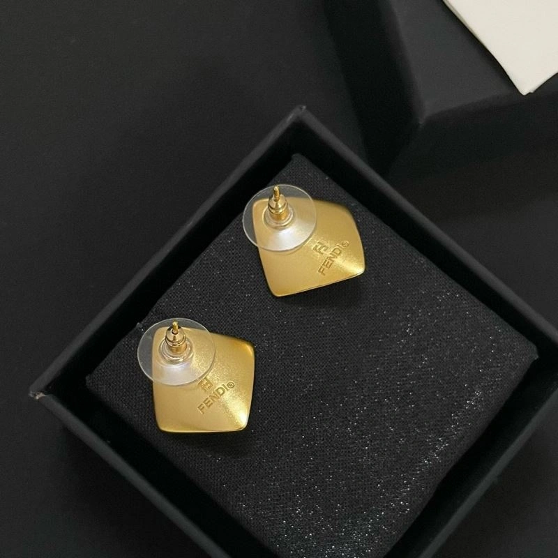 Chanel Earrings Compact 231594