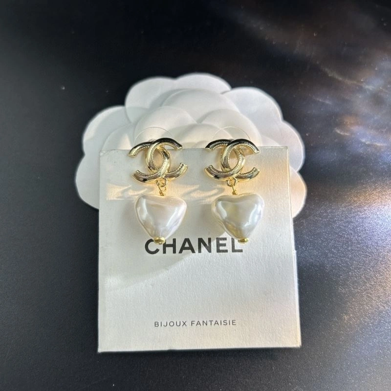 Breathable Chanel Earrings 231595
