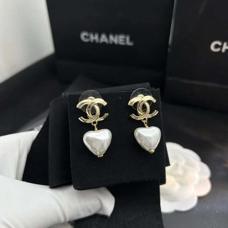 Breathable Chanel Earrings 231595