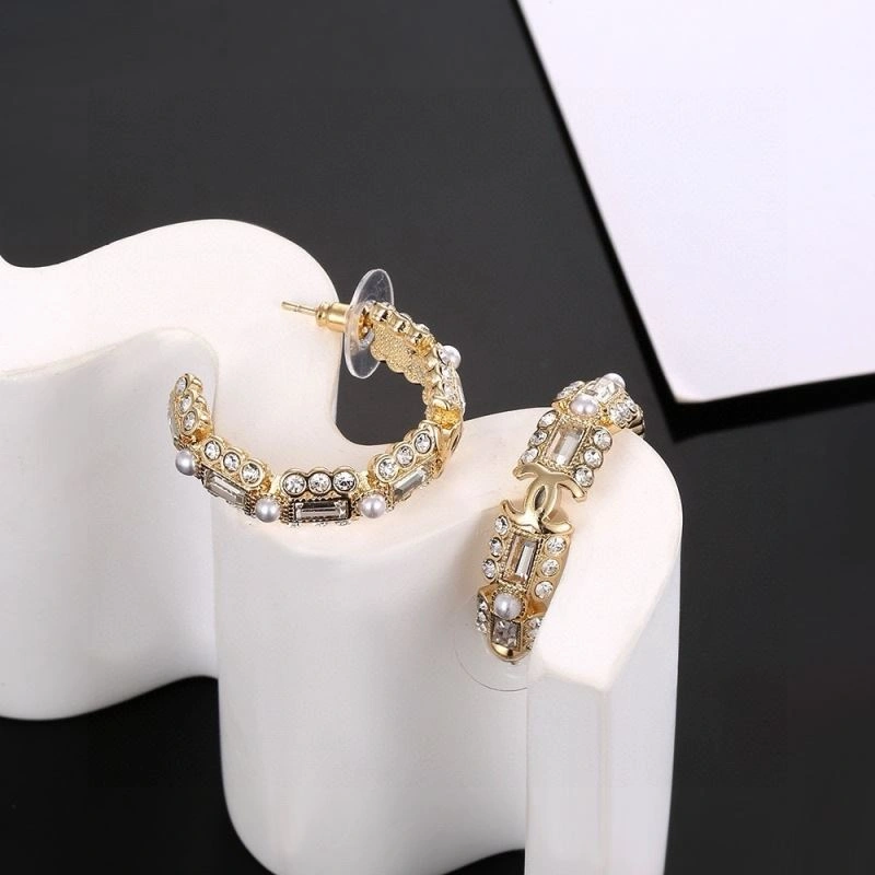 Chanel Earrings WaterResistant 231608