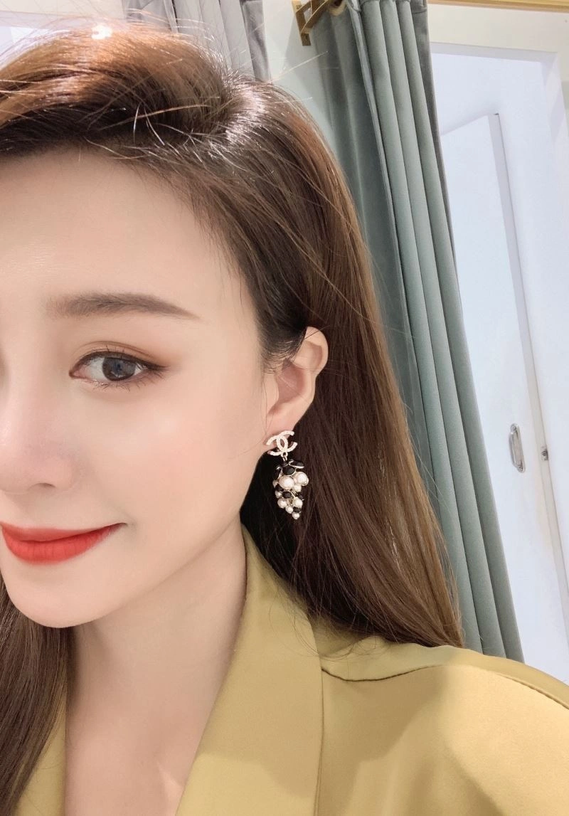 Chanel Earrings Bright 231590