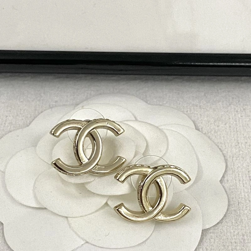 WellDesigned Chanel Earrings 231593