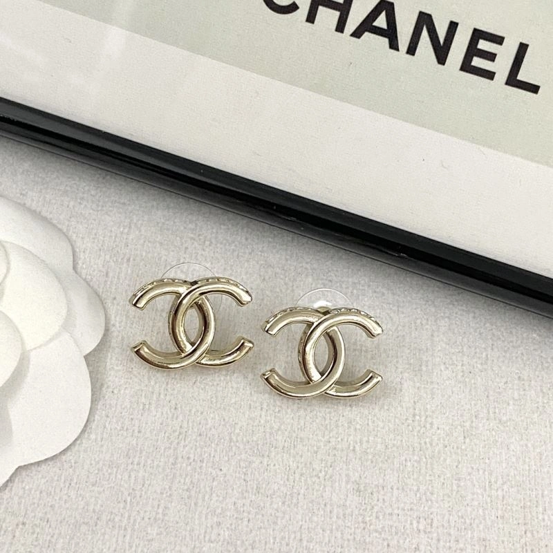 WellDesigned Chanel Earrings 231593