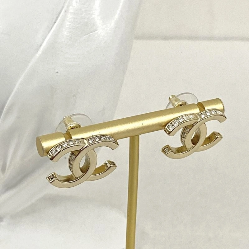 WellDesigned Chanel Earrings 231593