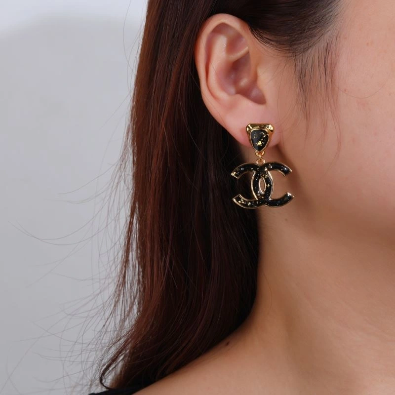 Chanel Earrings Chic 231620