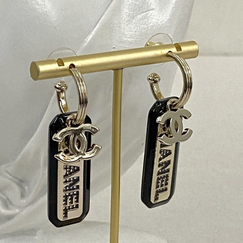 Chanel Earrings Attractive 231649