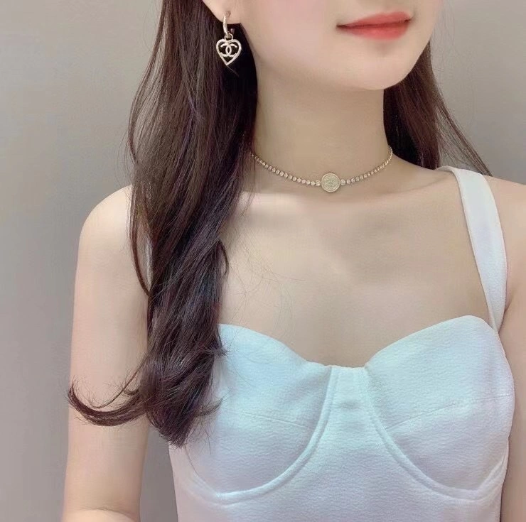 Chanel Earrings Fashionable 231597