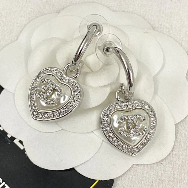 Sporty Chanel Earrings 231579