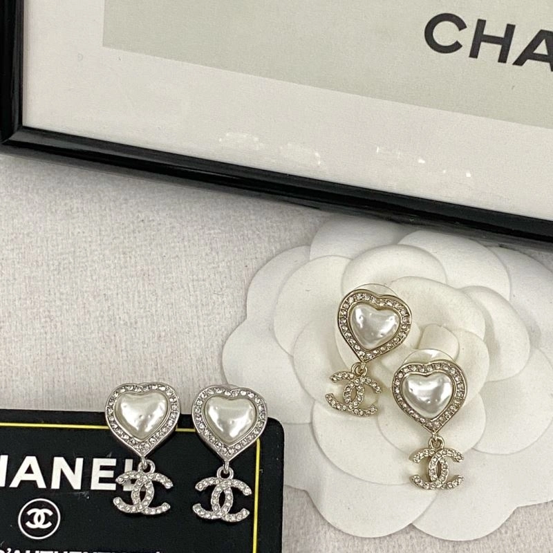 Chanel Earrings Neat 231578