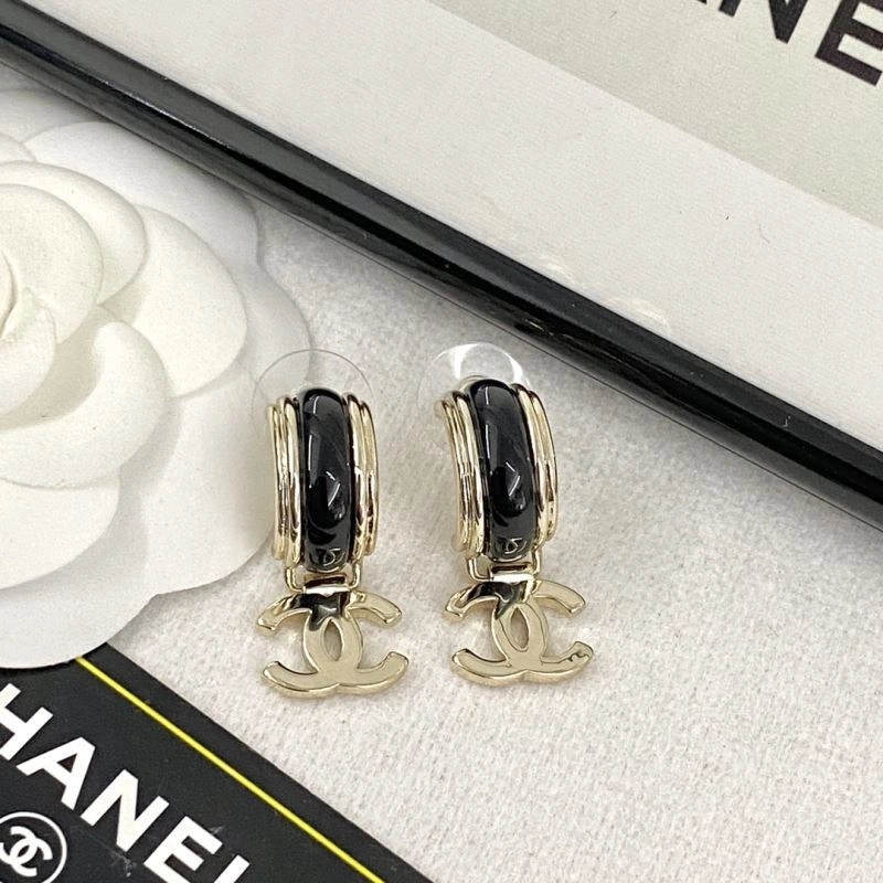 Sustainable Chanel Earrings 231598