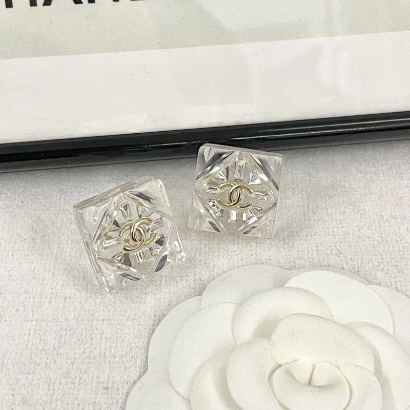 Chanel Earrings Trendsetting 231600