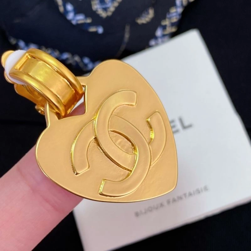 Chanel Earrings Minimalist 231576