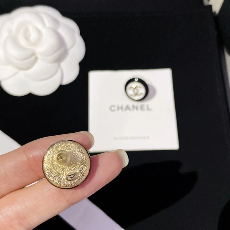 Chanel Earrings SmoothTexture 231572