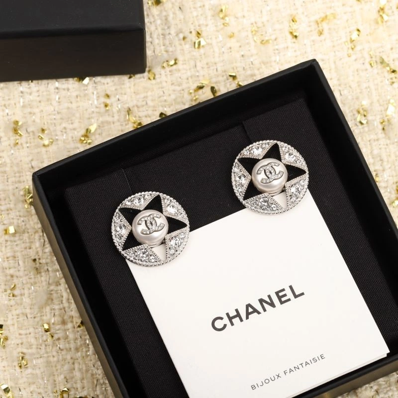 Chanel Earrings Lightweight 231742