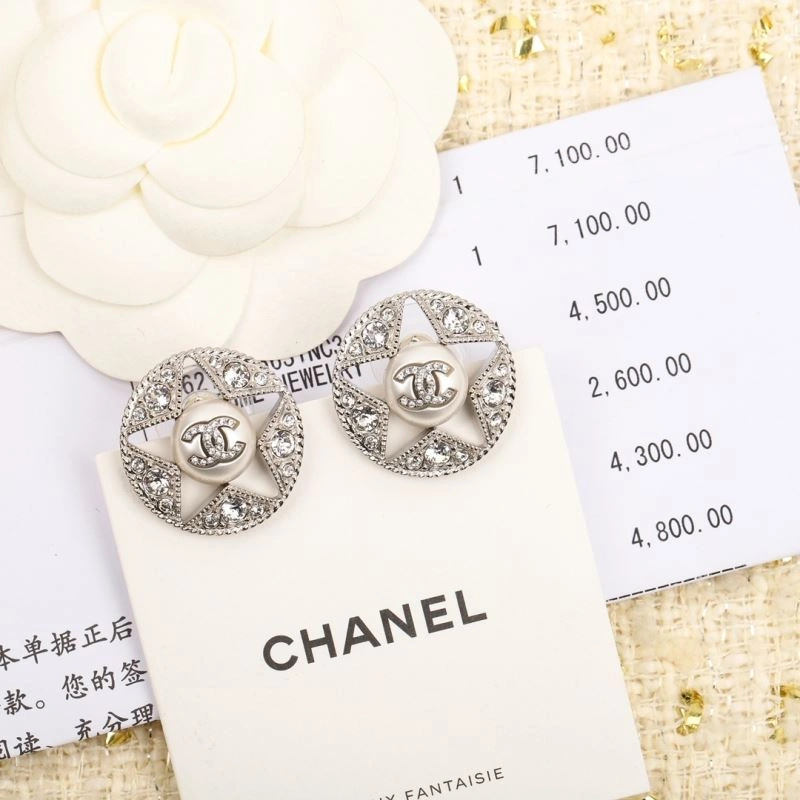 Chanel Earrings Lightweight 231742