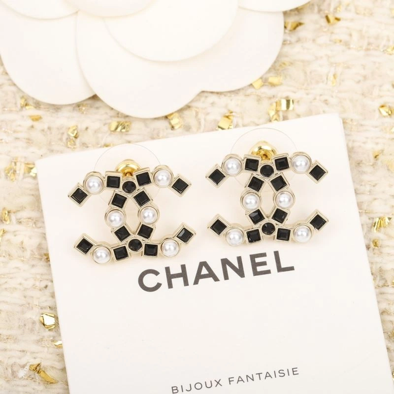 Reliable Chanel Earrings 231581