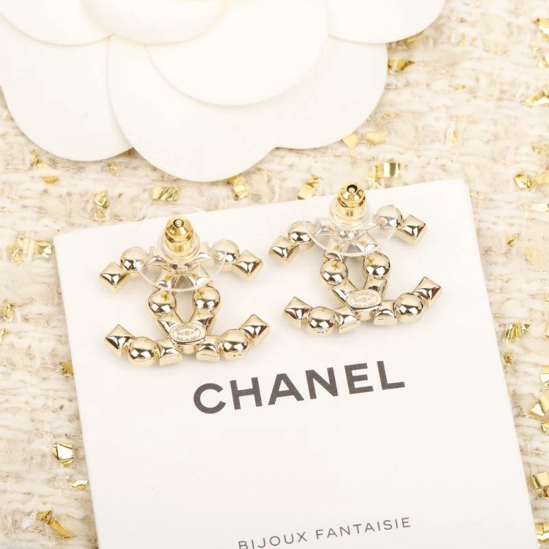 Reliable Chanel Earrings 231581