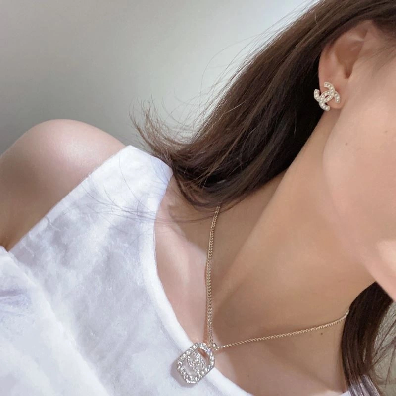 Chanel Earrings Contemporary 231623
