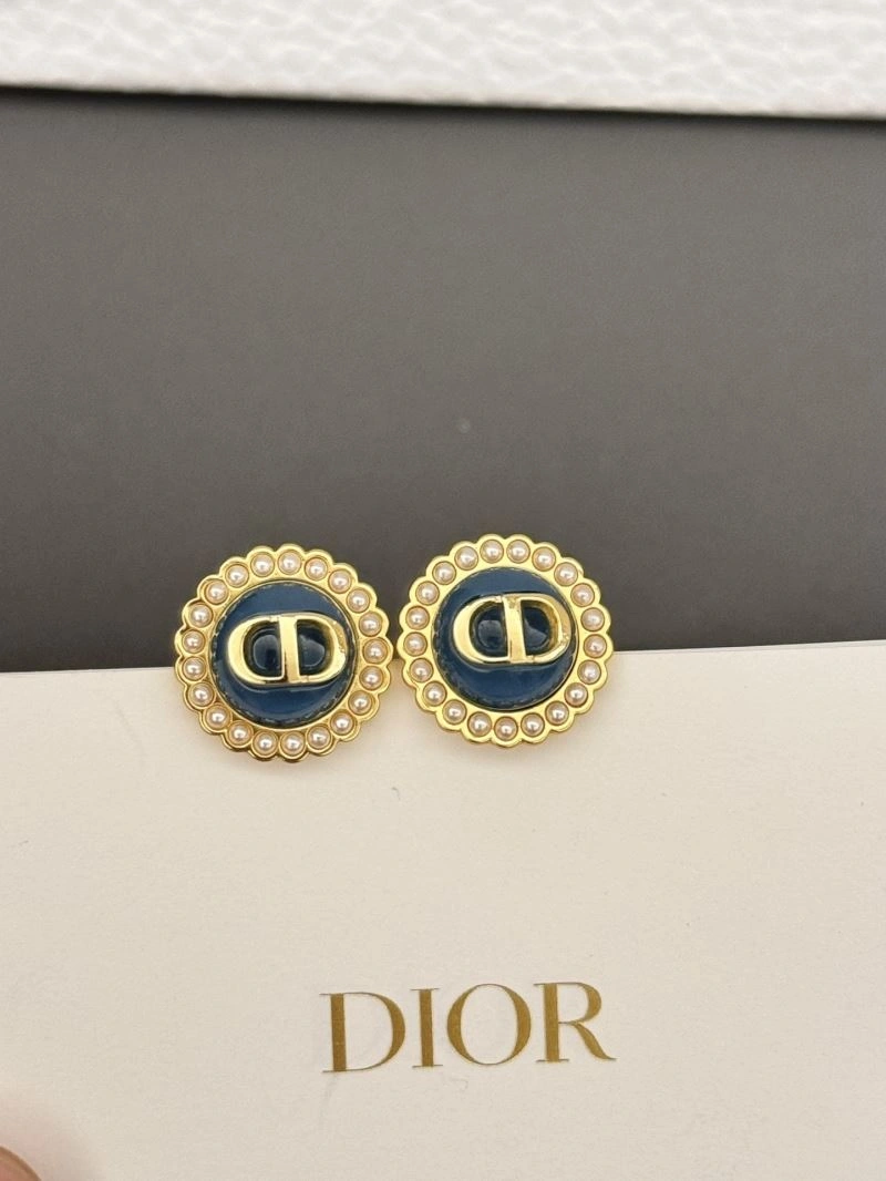 Chanel Earrings Packable 231566