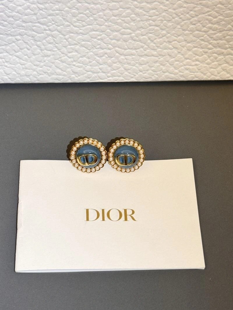 Chanel Earrings Packable 231566