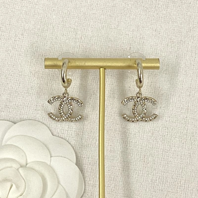 Chanel Earrings Elegant 231616