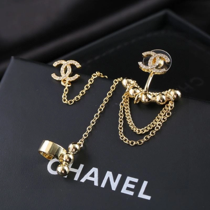 Chanel Earrings Chic 230192