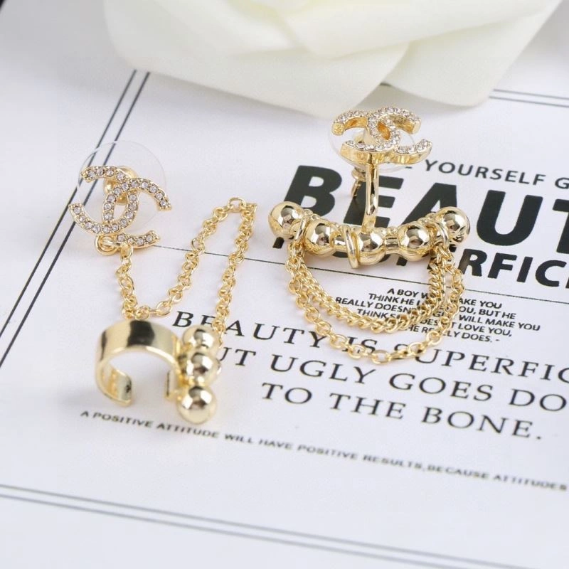 Chanel Earrings Chic 230192